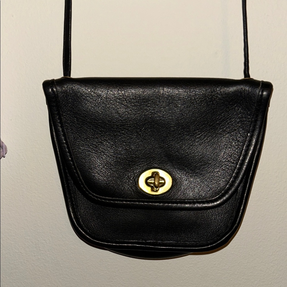 Vintage Coach Everett Black Leather Crossbody Bag